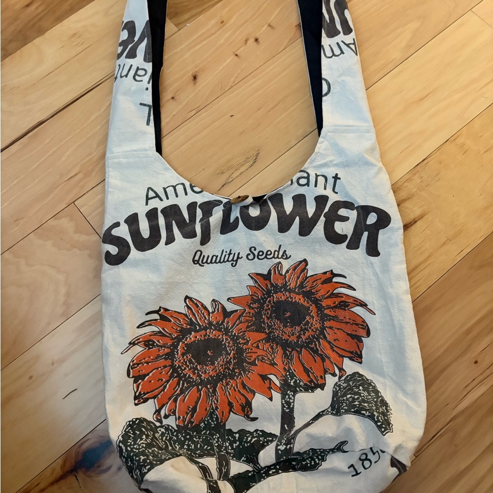 NWOT Flower sack sunflower crossbody bag